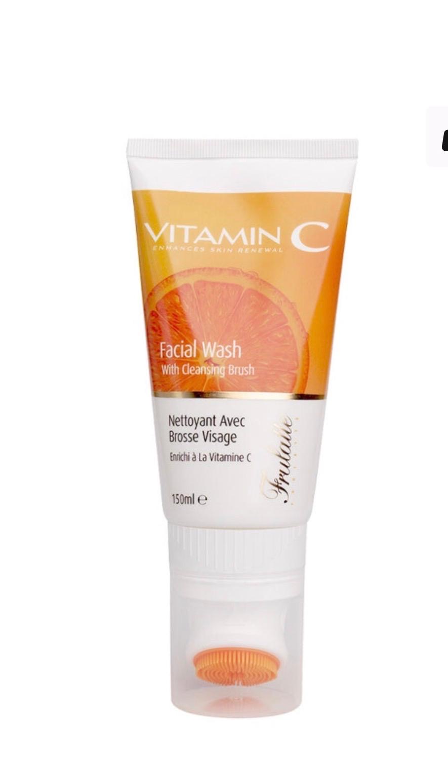 Nettoyant visage avec brosse à la vitamine C – Frulatte – 150 ml