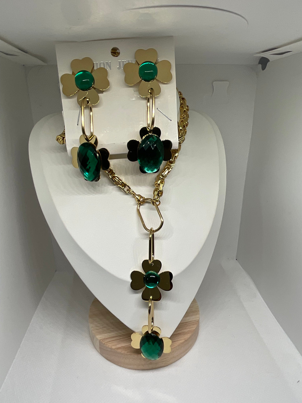 🌸 Parure Fleur Précieuse – Collier & Boucles d’oreill