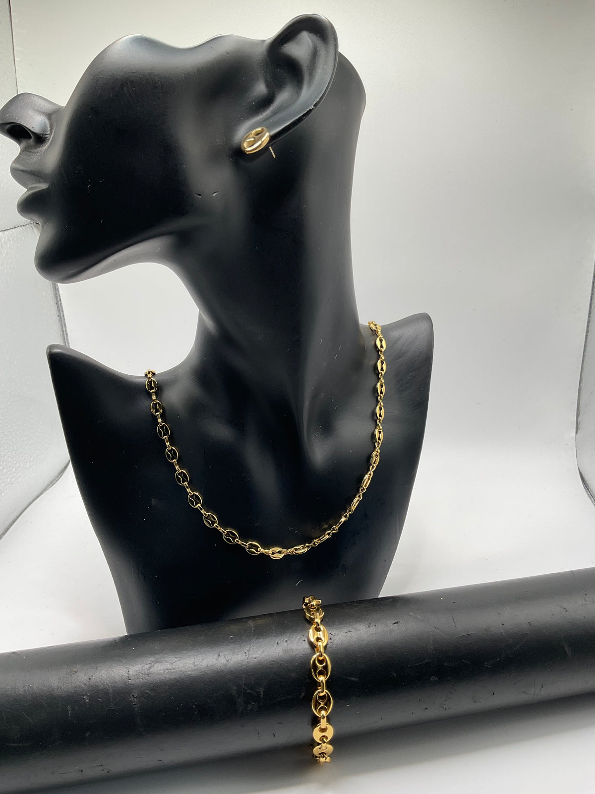 Parure femme dorée – Collier, Bracelet & Boucles d’oreille